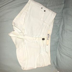 Brandy Melville shorts